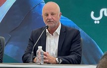 ارنولد : أنا هنا كأب للاعبين قبل ان اكون مدرباً ، وهدفنا التأهل الى المونديال