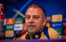 فليك : علينا اللعب بروح الفريق ، ويامال لاعب عبقري