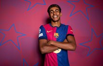 تفاصيل إصابة لامين يامال: برشلونة يؤكد غيابًا من 2–3 أسابيع