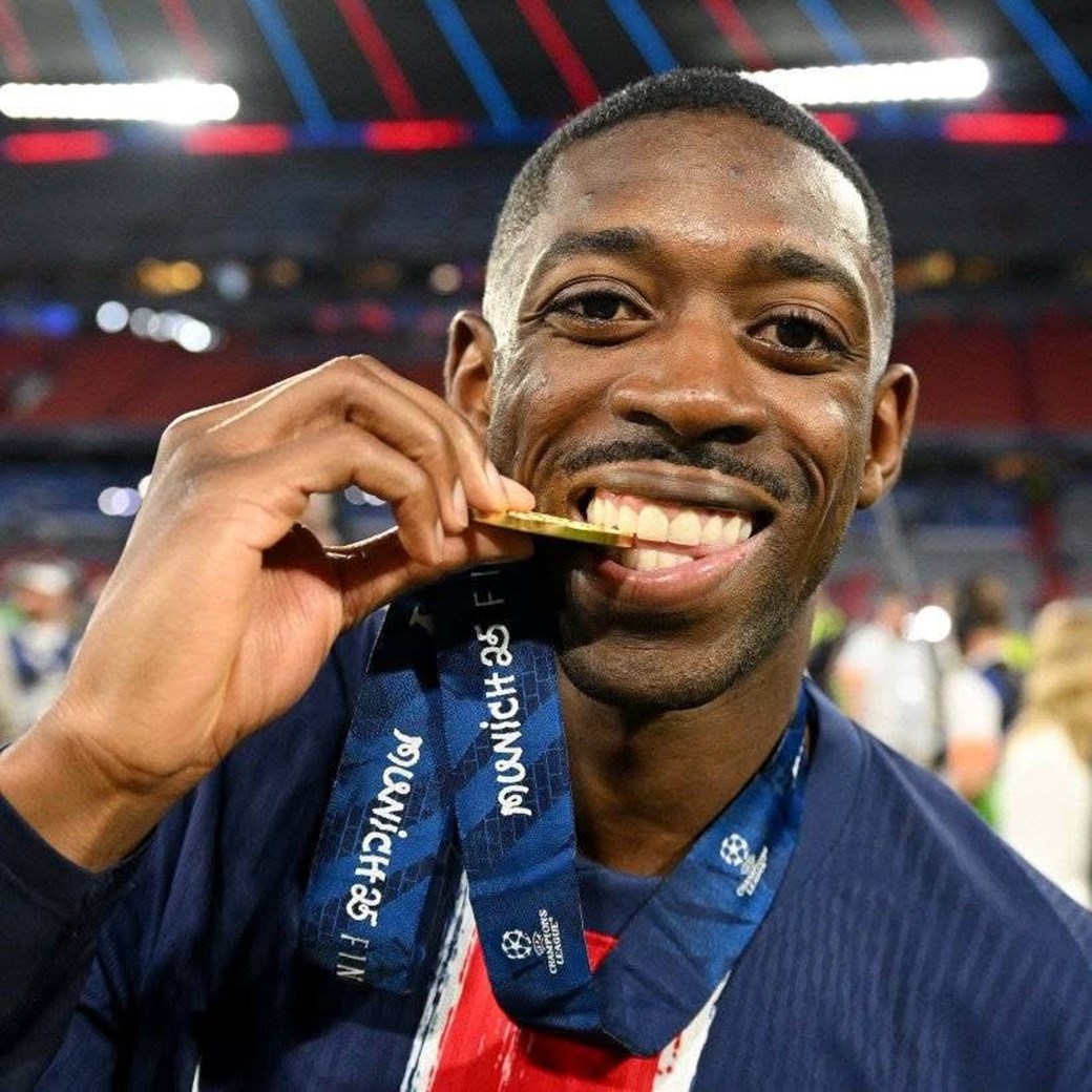 لويس إنريكي: “ديمبيلي هو الكرة الذهبية بالنسبة لي