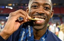 لويس إنريكي: “ديمبيلي هو الكرة الذهبية بالنسبة لي