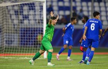 الشرطة يتغلب على الميناء ويستعيد الصدارة 