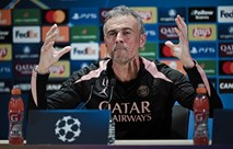 انريكي : مواجهة الارسنال ستكون مشحونة بالحماس والتحدي