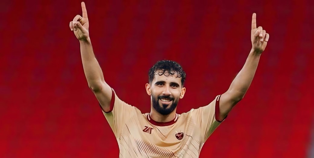 بشار سن: لم أحدد وجهتي بعد التجربة القطرية.. وهدفنا الفوز على إندونيسيا وفيتنام في تصفيات المونديال 