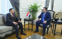 رئيس الوزراء يستقبل رئيس اللجنة الاولمبية 