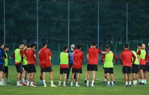 منتخبنا الوطني يواصل تحضيراته للقاء كوريا