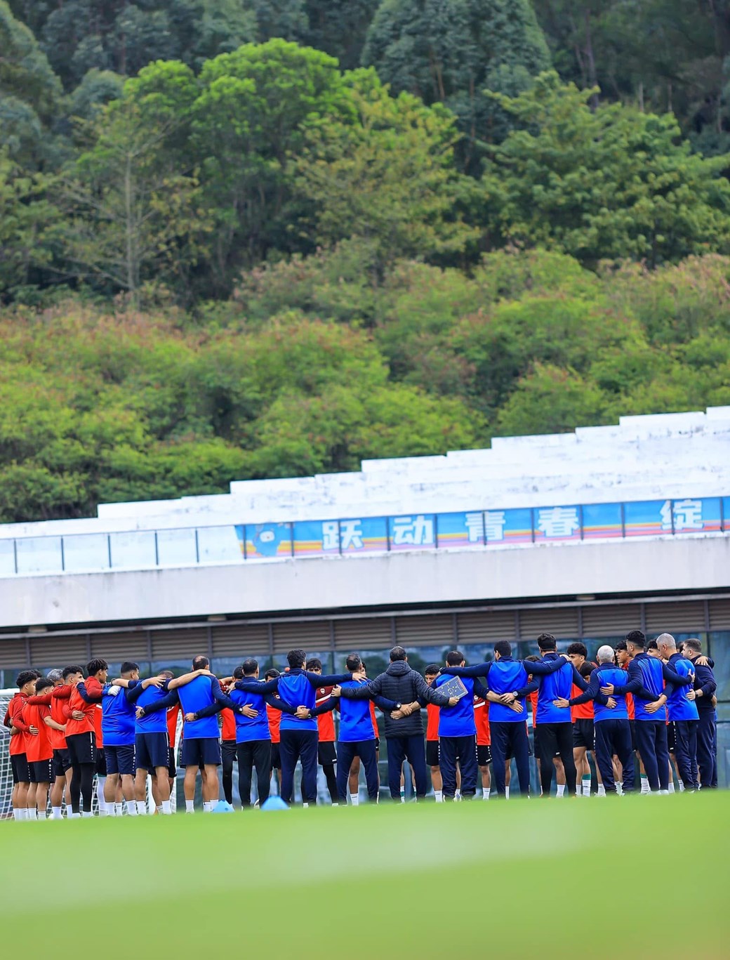 منتخب الشباب يواصل تدريباته تحضيراً لبطولة اسيا