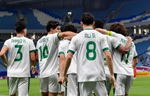 معرض الكرة يكشف عن حكم مباراة العراق واليابان