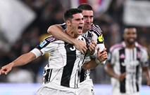 يوفنتوس يحسم ديربي إيطاليا برباعية مثيرة أمام إنتر ميلان