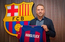 هانسي فليك يعطي الضوء الأخضر لإعادة جواو فيليكس الموسم المقبل