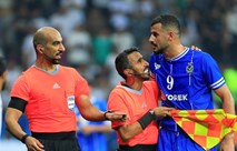 الحكم الإماراتي عادل النقبي: مدينة البصرة أظهرتني للعالم، وهذه قصة اللقطة مع أيمن حسين