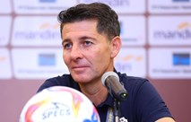 في المؤتمر الصحفي .. كاساس : علينا التركيز للظفر بنقاط الفوز أمام إندونيسيا في مواجهة الغد