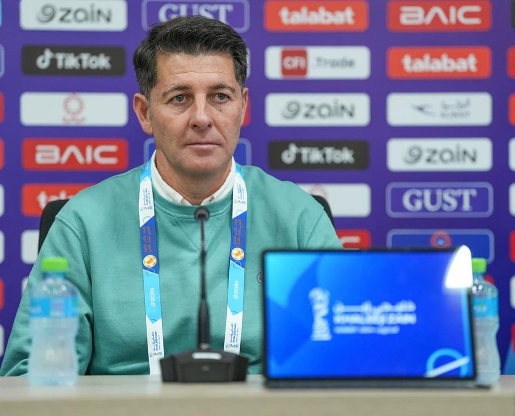 كاساس : دفاع اليمن عقد علينا المباراة والاهم النقاط الثلاث