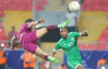 الشرطة يكسر سلسلة تعادلات اليوم الثاني من الجولة 29 ويعود للصدارة 