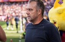 برشلونة يجدد عقد فليك 