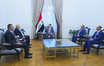 رئيس الوزراء يستقبل جبريل الرجوب