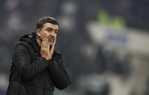 المدرب سوزا يوضح حقيقة عرض العراق لتدريب الاولمبي