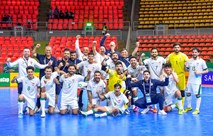 درجال يهنئ منتخب الصالات