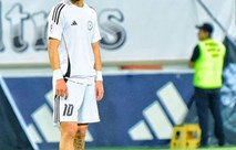 لجنة الانضباط تستدعي حسن عبد الكريم بعد شكوى إدارة نادي الشرطة