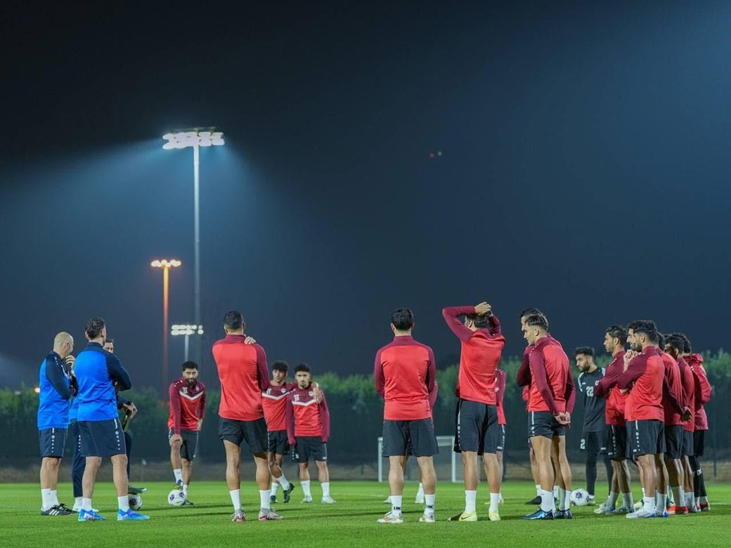 المنتخب الوطني يباشر تدريباته في الدوحة