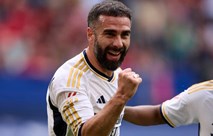 ريال مدريد يفكر في كسر قاعدة التجديد لمدة عام واحد للمحاربين القدامى