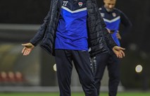 الوطني يواصل تدريباته في الدوحة