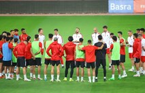 كاساس يقرر ضم هذا الخماسي قبل مباراتي إندونيسيا وفيتنام