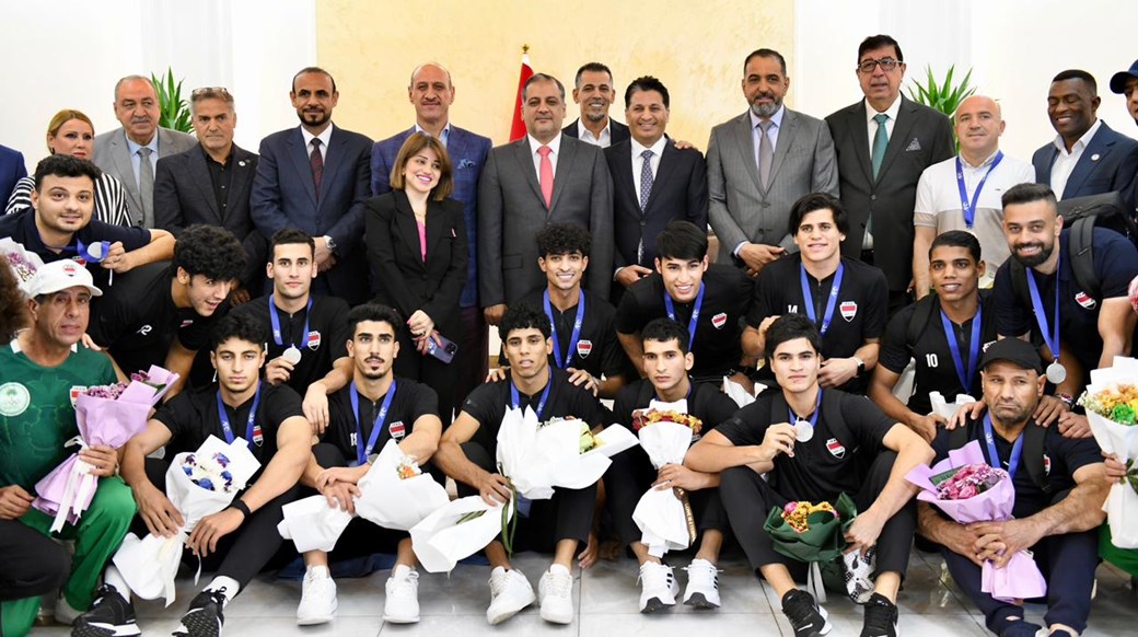 استقبال مهيب لأبطال المنتخب الأولمبي المتأهل إلى باريس