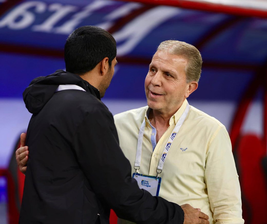 ايمن الحكيم : نفتخر ان ندرب في الدوري العراقي ، وفريقنا يفتقد اللمسة الاخيرة 