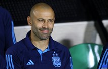 ماسيكرانو يضم ثنائي البوكا للأولمبي.. ويطلب نجم تشيلسي الإنجليزي 