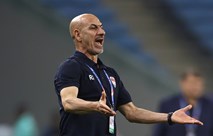 خاص لـ"معرض الكرة".. راضي شنيشل يستهدف 3 لاعبين من كتيبة خيسوس كاساس فوق السن القانوني 