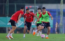 المنتخب الوطني يكثف تدريباته قبل مواجهة إندونيسيا 