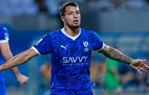 الهلال يقسو على الشرطة بخماسية نظيفة