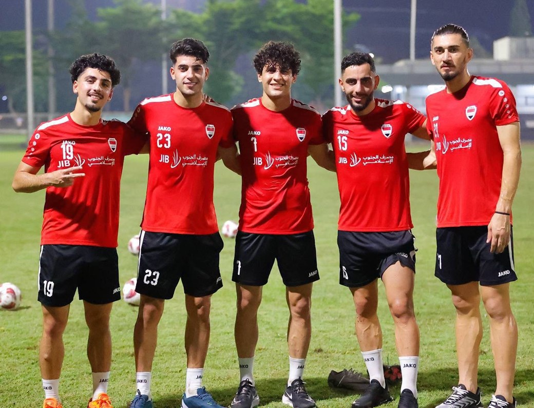 المنتخب الوطني يباشر تدريباته في جاكارتا 