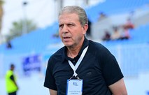 أيمن الحكيم: أهداف الشرطة جاءت من أخطاء كارثية.. ولو استمرت المباراة 3 ساعات لن يسجلوا علينا