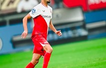 تعرف على موعد وصول اقبال الى الكويت : 