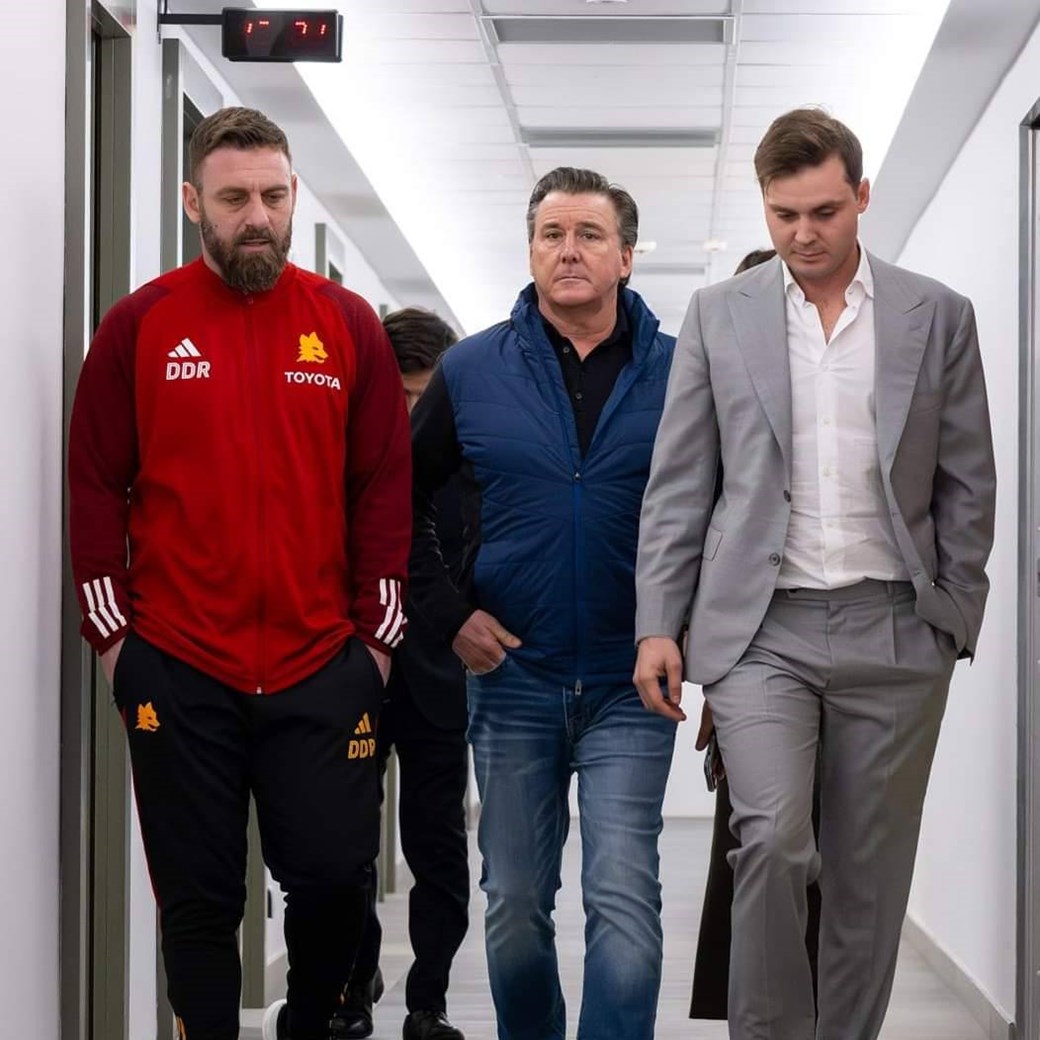 روما يجدد الثقة في مدربه قبل مواجهة الميلان اليوم