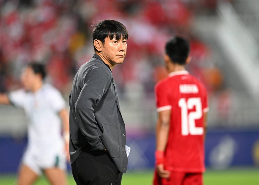 مدرب إندونيسيا: أهنئ العراق.. وأمل الأولمبياد أمام غينيا