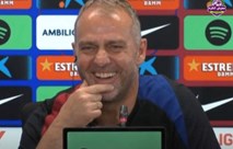 هانز فليك: نوفمبر كان نقطة تحول لبرشلونة رغم تراجع النتائج