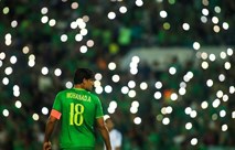 مهند علي "ميمي" يتربع على صدارة هدافي دوري النجوم