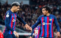 مانشستر يونايتد يتحرك باتجاه مدافع برشلونة بقيمة 50 مليون يورو