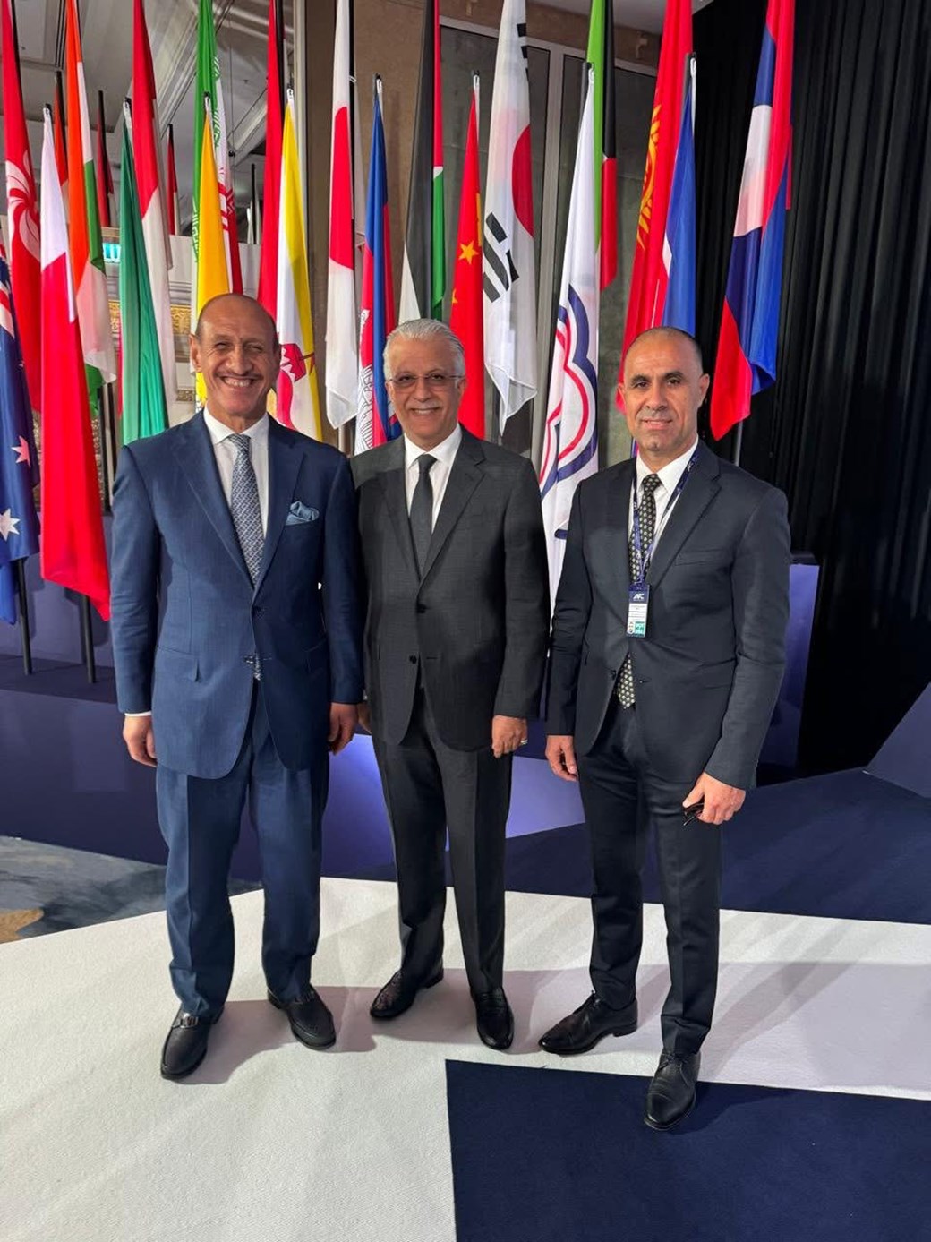 رئيس الاتحاد "عدنان درجال "يحضر المؤتمر 35 للاتحاد الاسيوي