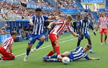 أتلتيكو مدريد يتعثر بتعادل 1-1 أمام ألافيس في الجولة الثالثة من الدوري الإسباني