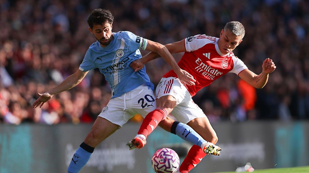 آرسنال يخطف تعادلًا قاتلًا أمام مانشستر سيتي في قمة الدوري الإنجليزي
