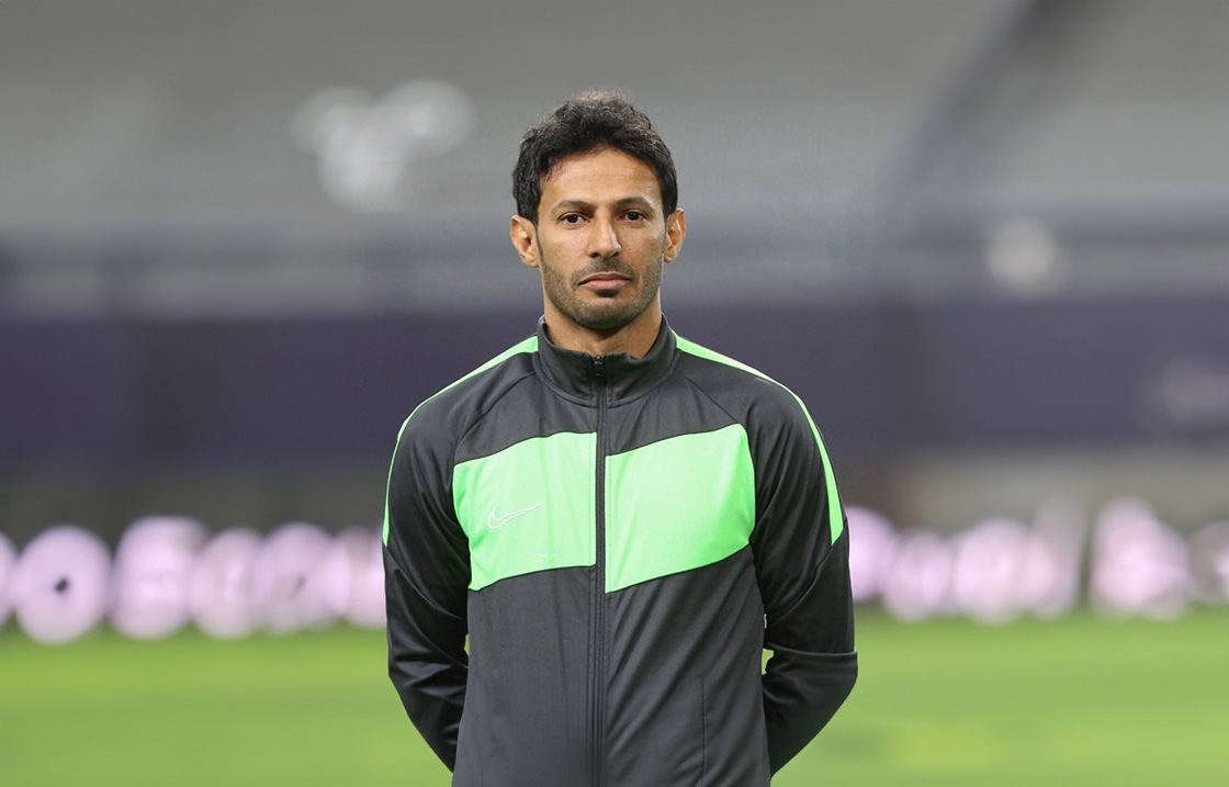 خاص لـ"معرض الكرة"..  حكم عربي يقود مباراة العراق وإندونيسيا 