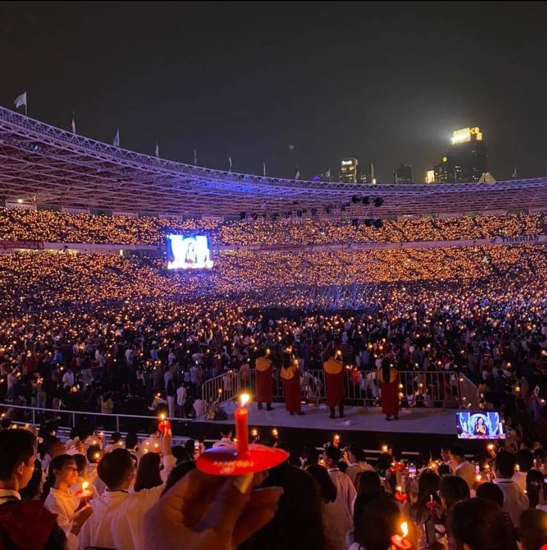 وزير الرياضة الإندونيسي يتدخل لحل أزمة أرضية ملعب مباراة إندونيسيا والعراق