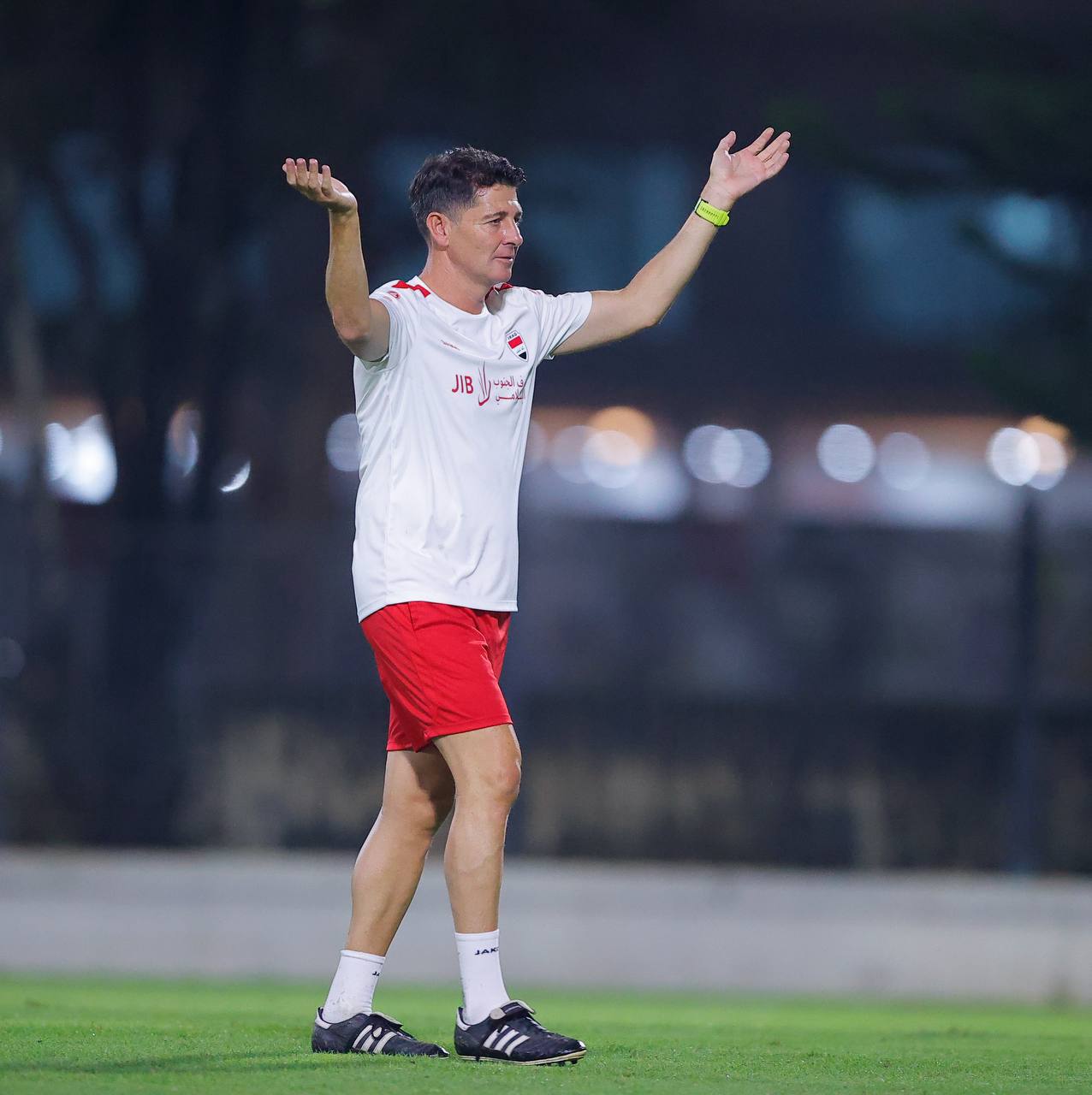 المنتخب الوطني يكثف تدريباته قبل مواجهة إندونيسيا 