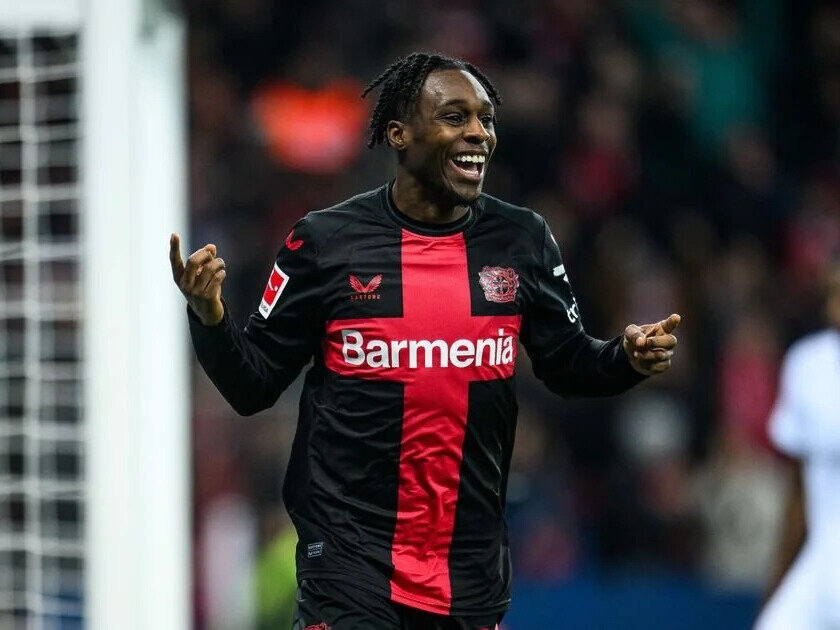 أفضل 10 لاعبين في مركز الظهير الأيمن في العالم (2025)