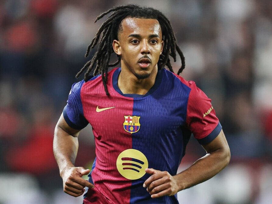 أفضل 10 لاعبين في مركز الظهير الأيمن في العالم (2025)