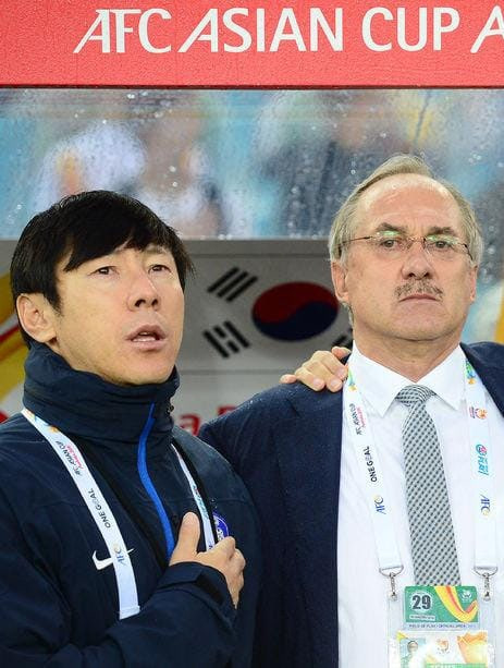 قبل مواجهة المنتخب الإندونيسي .. أسود الرافدين لا تعرف الخسارة أمامهم